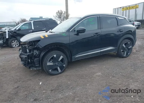 2025 Nissan Kicks Sr Intelligent Awd z USA, uszkodzony, nr VIN 3N8AP6DD0SL430928